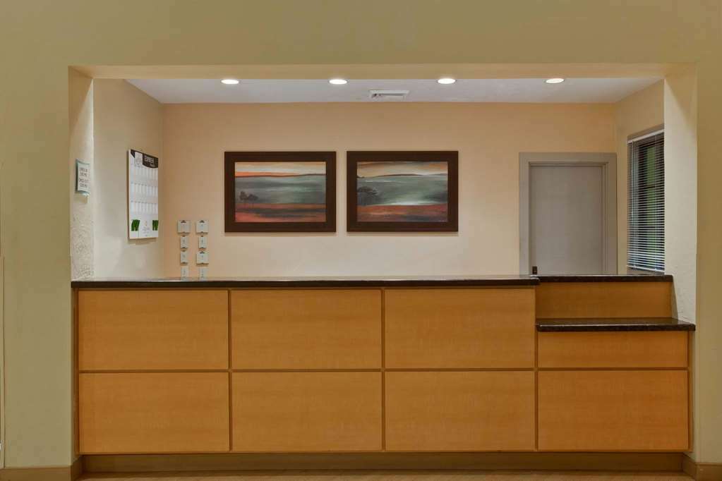 Отель La Quinta By Wyndham Ft. Myers - Sanibel Gateway Форт Майерс Интерьер фото